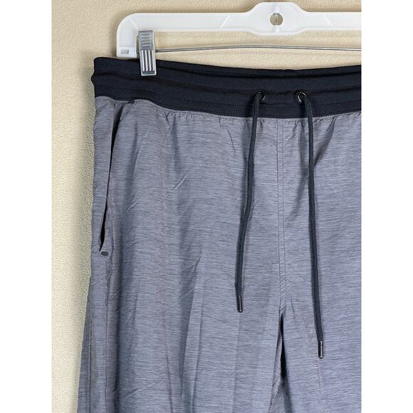 Nike Pants Womens Medium Gray Bonded Woven Tech Tapered Lightweight Jogger - Picture 2 of 12